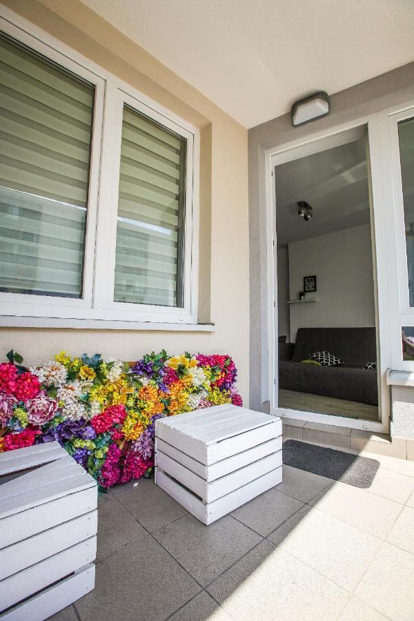 Extra Green Kabaty Apartament Nr 5 ワルシャワ エクステリア 写真